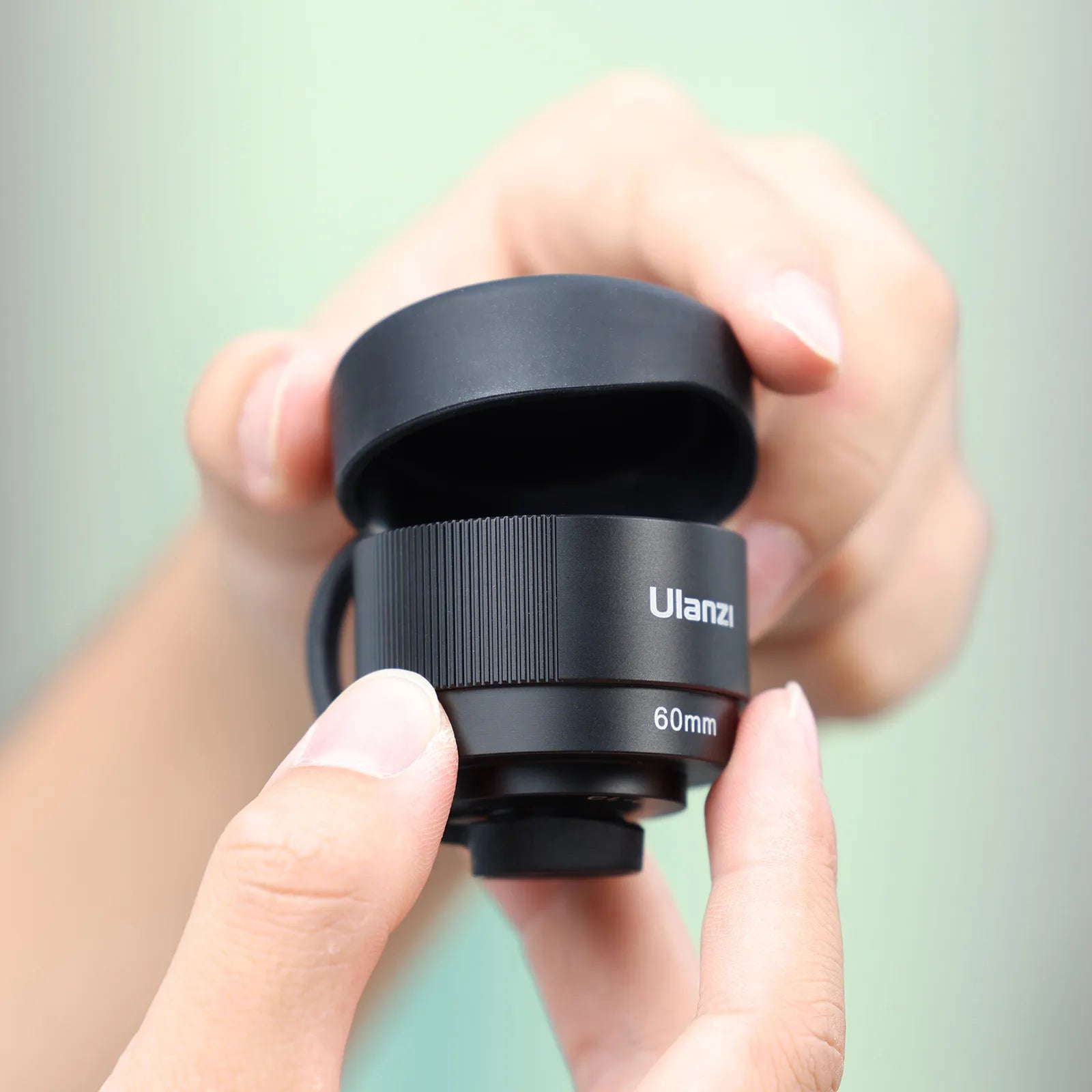 Ulanzi Phone Camera Lens 4-in-1 Phone Lens Kit for iPhone Samsung Android Smartphone